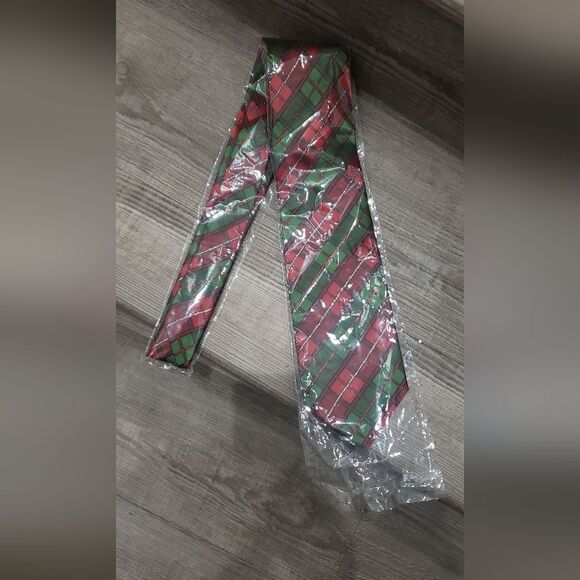 The American neck tie Co. christmas tie red and green - Picture 1 of 3